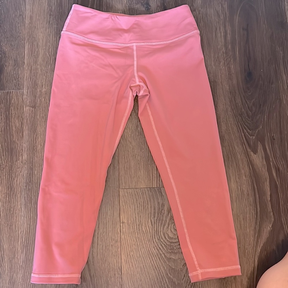BuffBunny leggings size small Mauve color